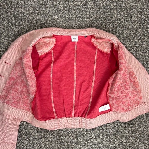 CAbi Amelia Jacket Style 5301 Size M in color Shrimp (Red/Pink) from Spring 2018 - Picture 7 of 10